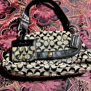 Coach purse and wallet